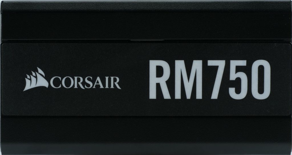 Corsair RM750 vue de côté